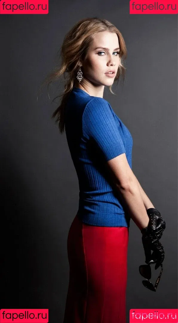 Claire Holt Onlyfans Photo Gallery 