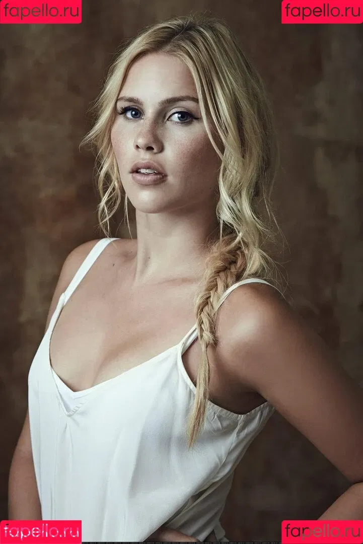 Claire Holt Onlyfans Photo Gallery 