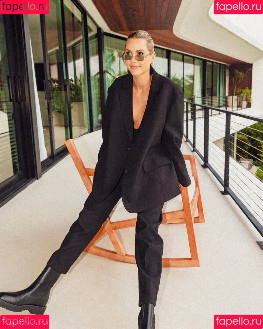 Claire Holt Onlyfans Photo Gallery 