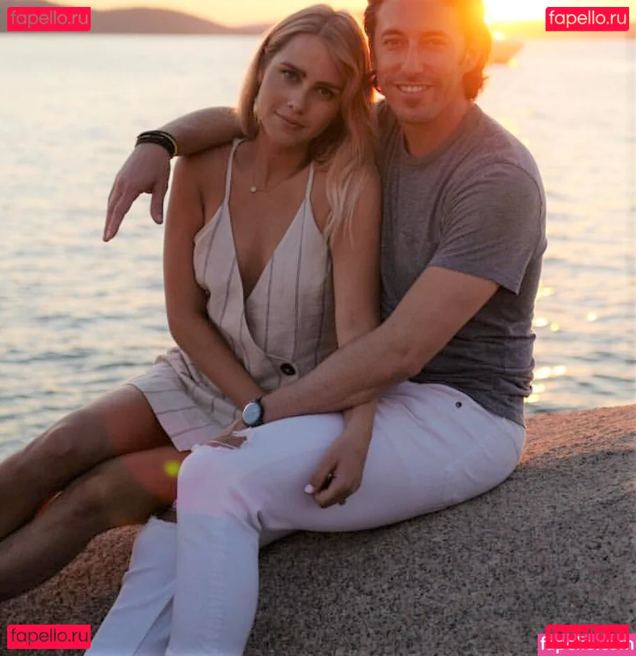 Claire Holt Onlyfans Photo Gallery 