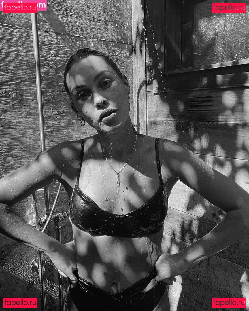 Claire Holt Onlyfans Photo Gallery 