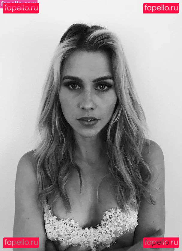 Claire Holt Onlyfans Photo Gallery 