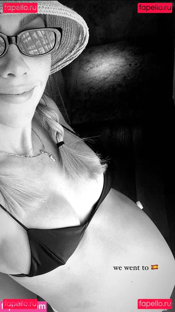 Claire Holt Onlyfans Photo Gallery 