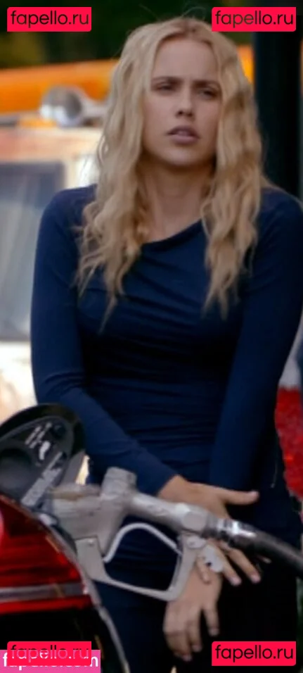 Claire Holt Onlyfans Photo Gallery 