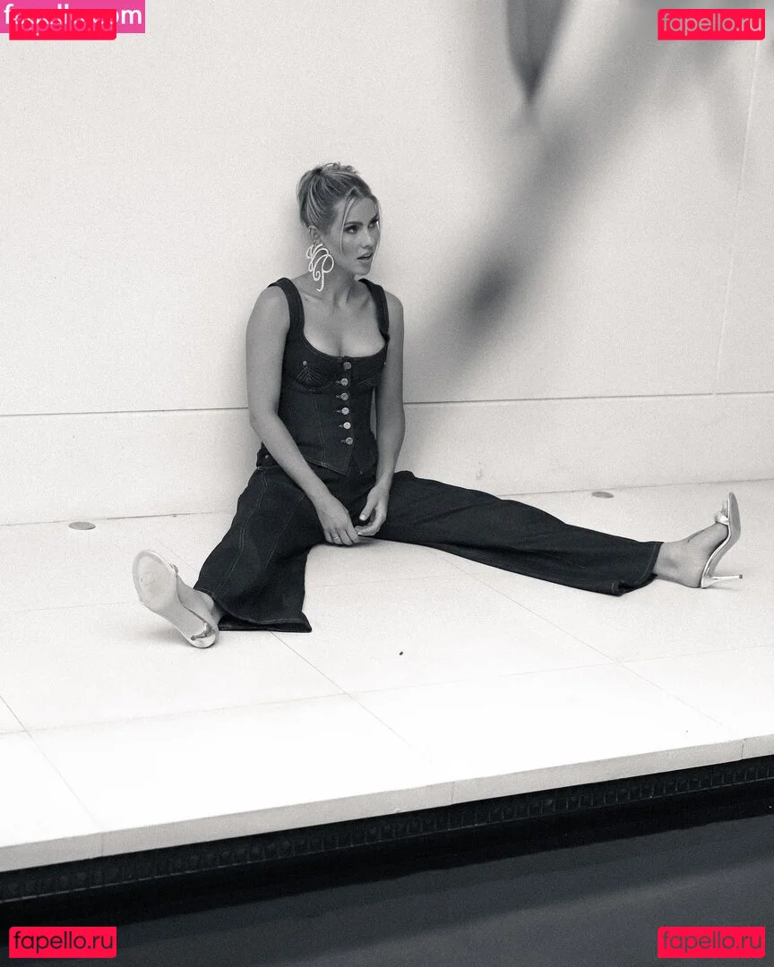 Claire Holt Onlyfans Photo Gallery 