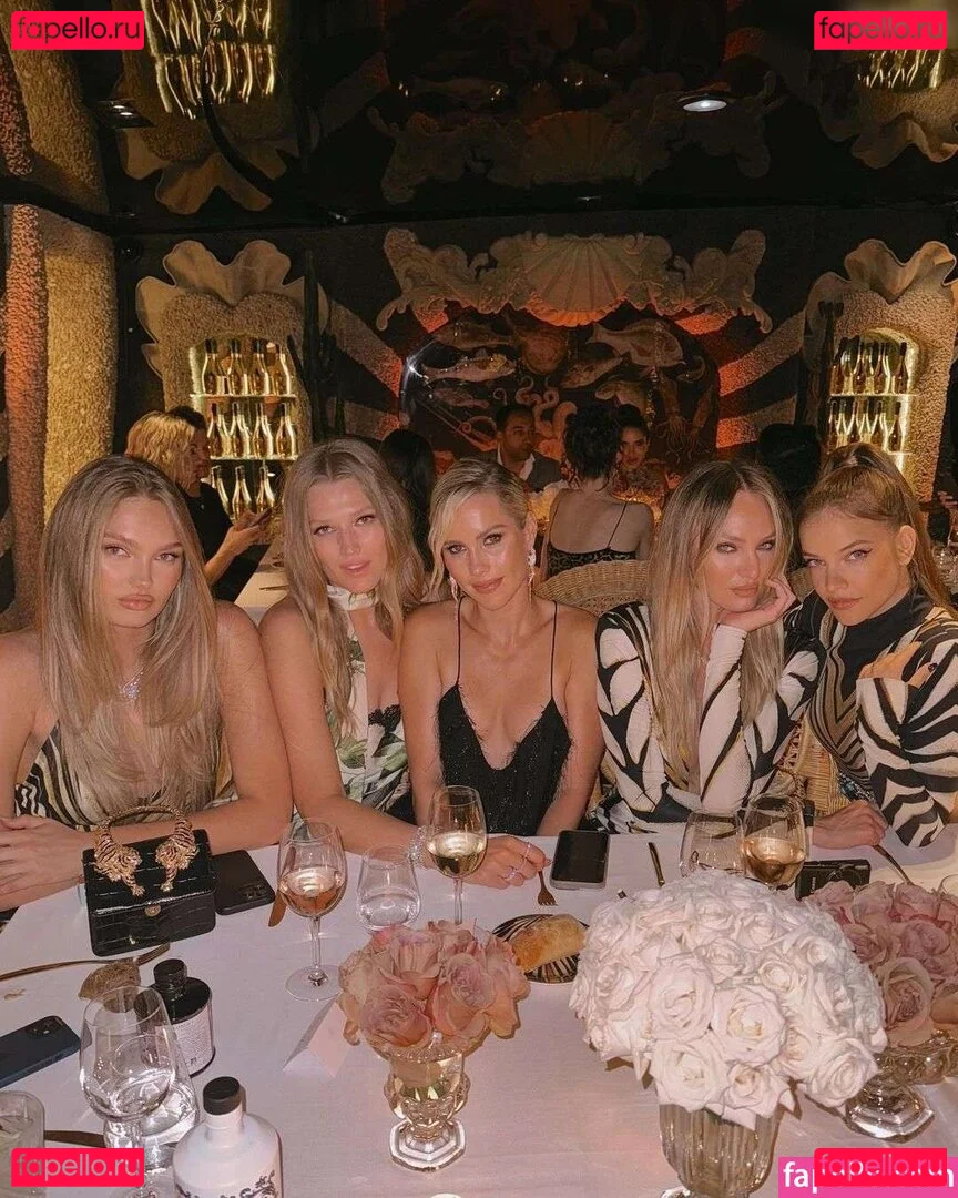 Claire Holt Onlyfans Photo Gallery 