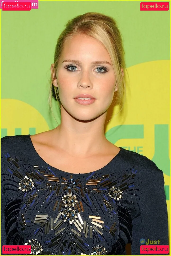 Claire Holt Onlyfans Photo Gallery 