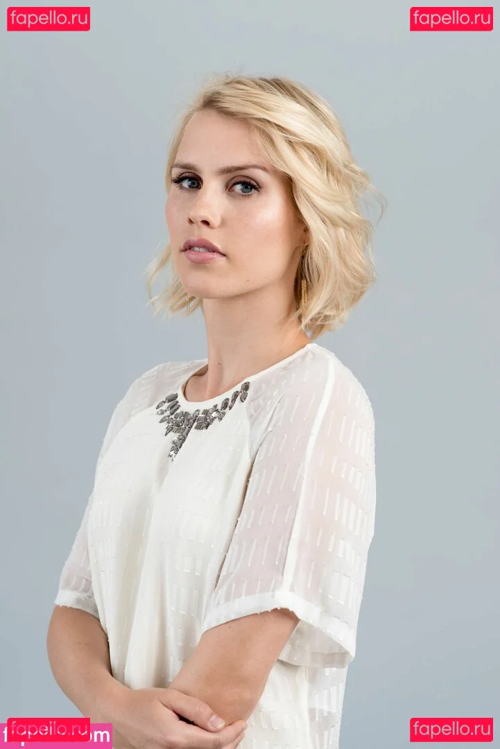 Claire Holt Onlyfans Photo Gallery 