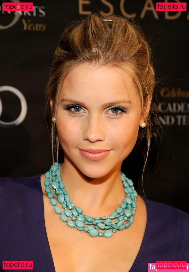 Claire Holt Onlyfans Photo Gallery 