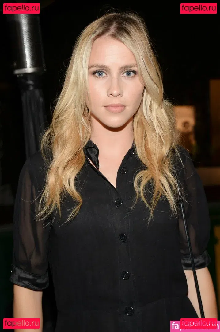 Claire Holt Onlyfans Photo Gallery 