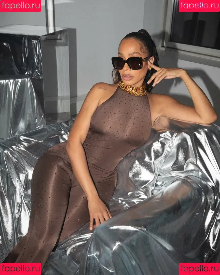 La La Anthony Onlyfans Photo Gallery 