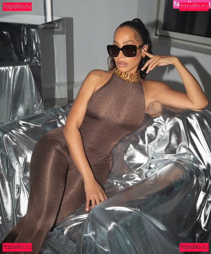 La La Anthony Onlyfans Photo Gallery 