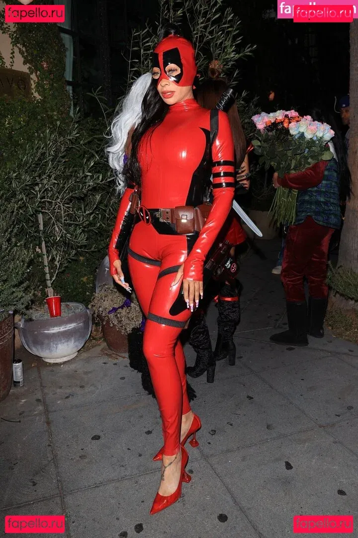 La La Anthony Onlyfans Photo Gallery 