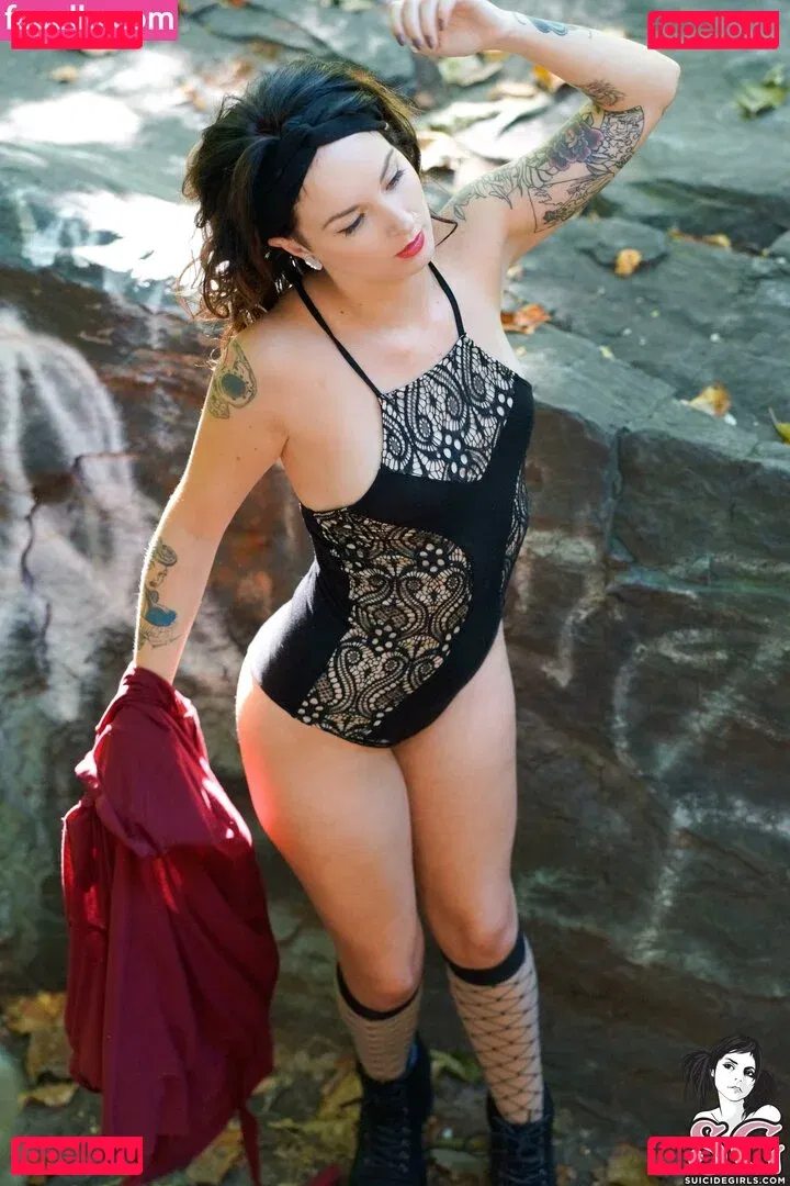 Synatra Onlyfans Photo Gallery 