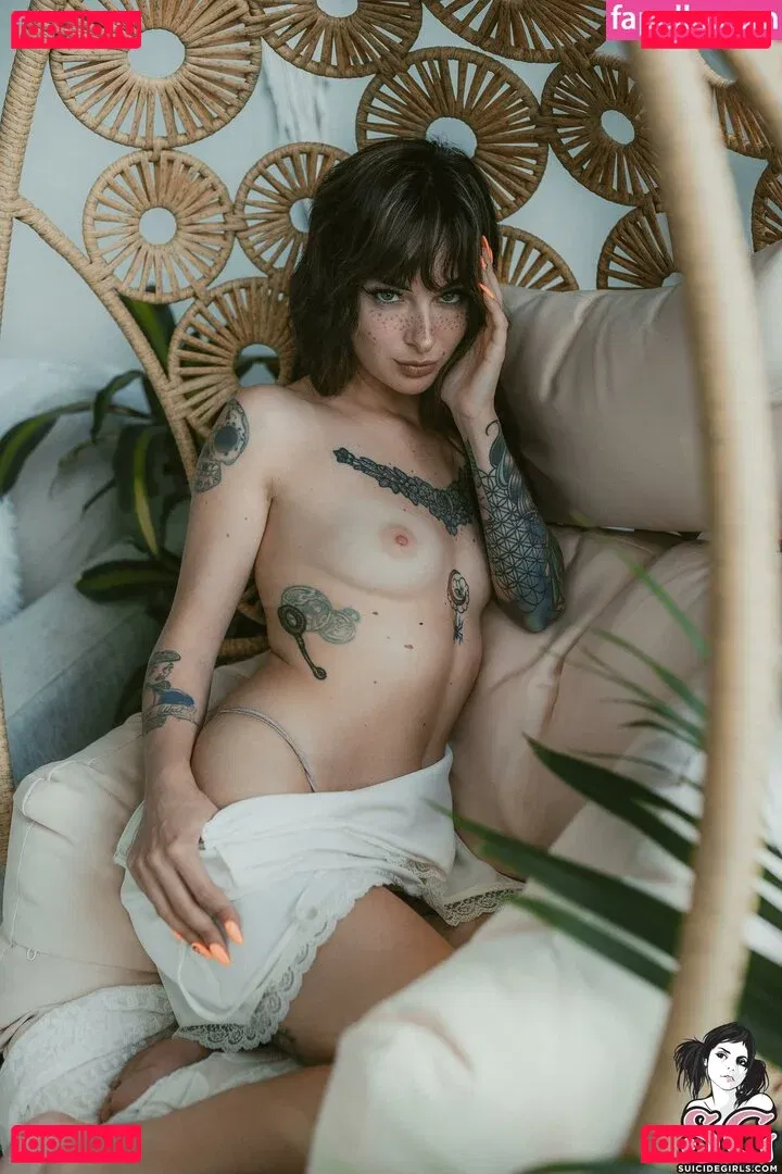 Synatra Onlyfans Photo Gallery 