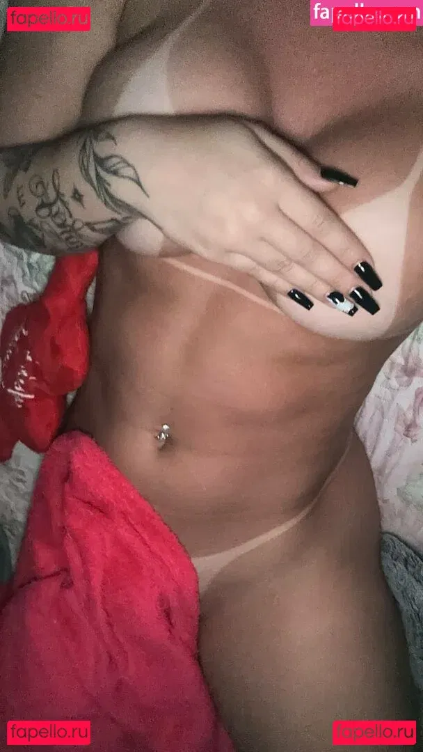 Nicolly Rodrigues Onlyfans Photo Gallery 
