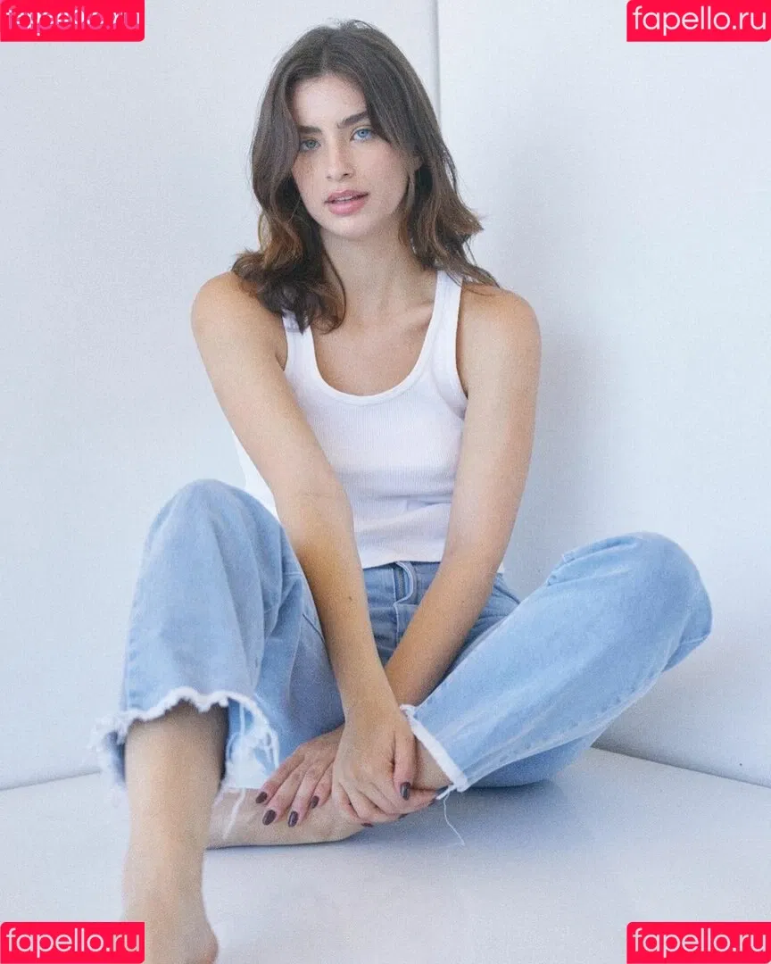 Emily Rinchita Onlyfans Photo Gallery 