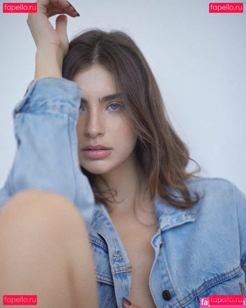 Emily Rinchita Onlyfans Photo Gallery 