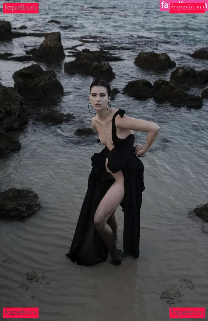 Emily Rinchita Onlyfans Photo Gallery 