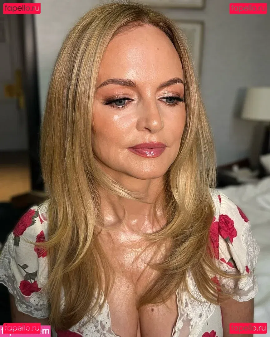 Heather Graham Onlyfans Photo Gallery 