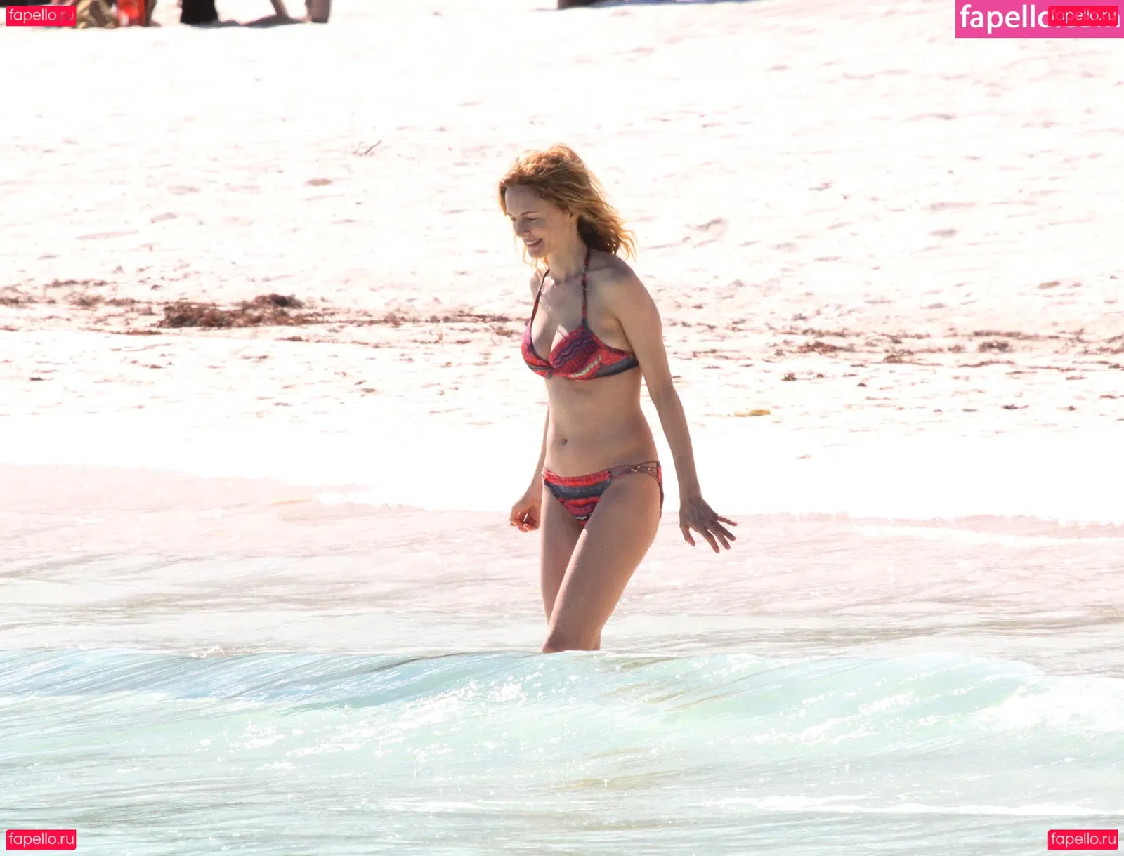 Heather Graham Onlyfans Photo Gallery 