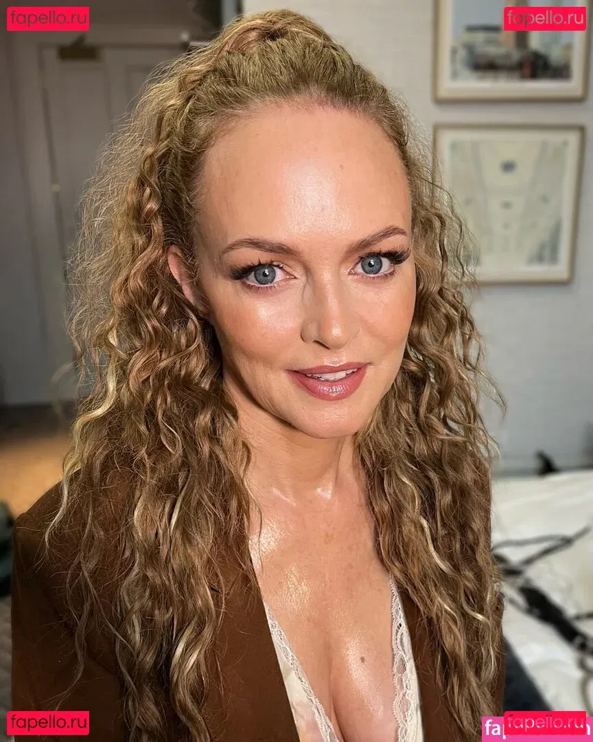 Heather Graham Onlyfans Photo Gallery 