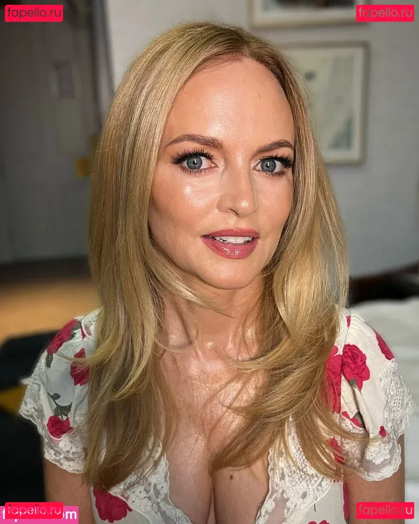 Heather Graham Onlyfans Photo Gallery 
