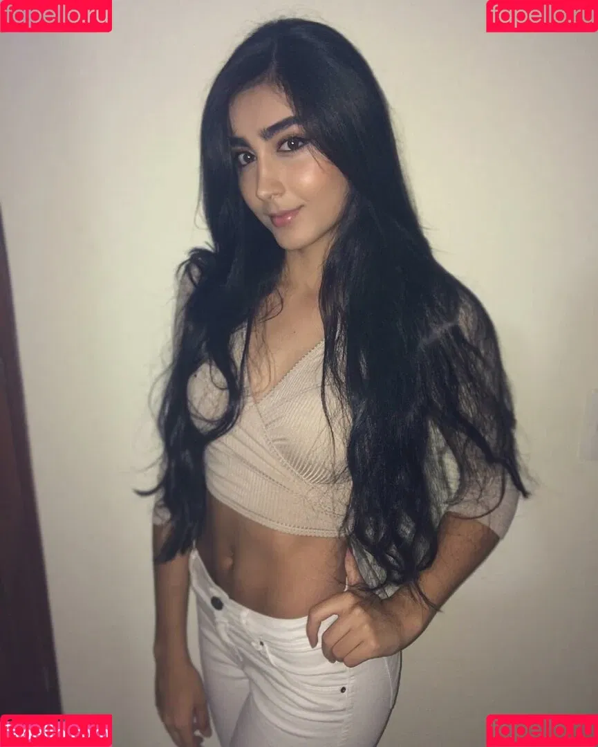 Sara Lievano Onlyfans Photo Gallery 