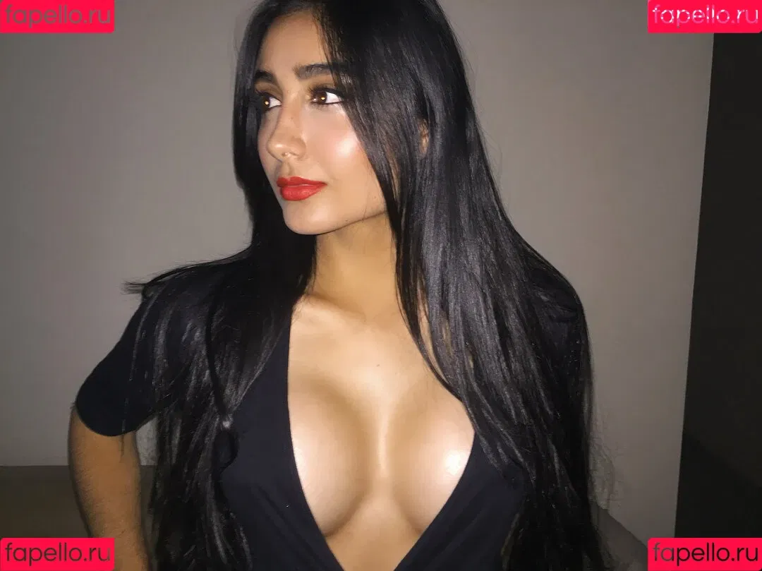 Sara Lievano Onlyfans Photo Gallery 