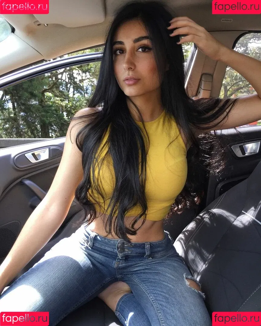 Sara Lievano Onlyfans Photo Gallery 