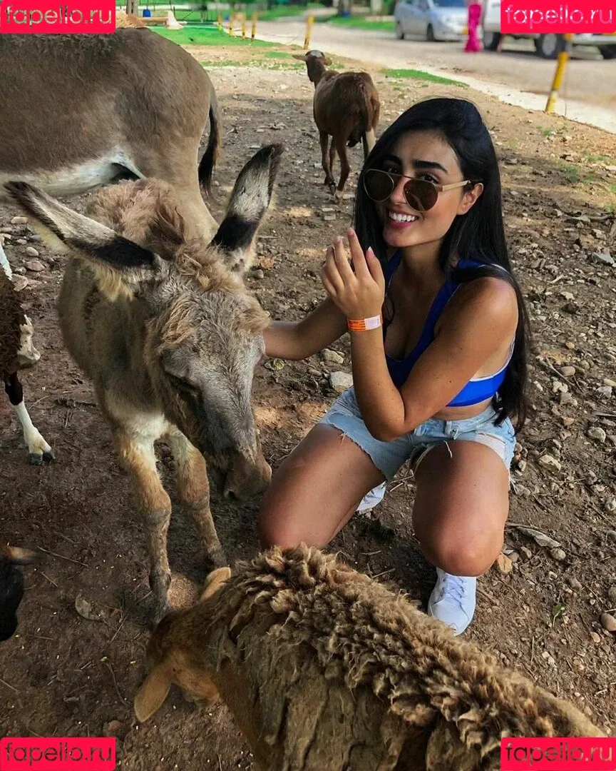 Sara Lievano Onlyfans Photo Gallery 