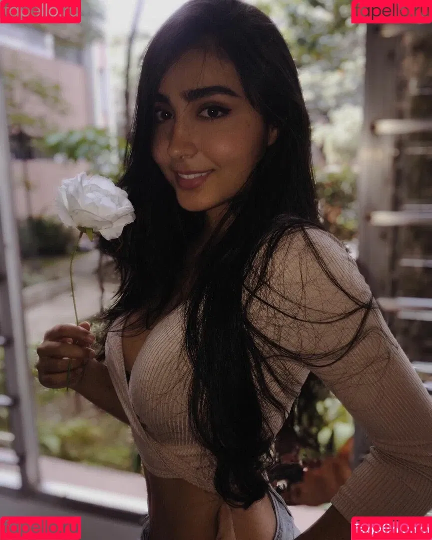 Sara Lievano Onlyfans Photo Gallery 