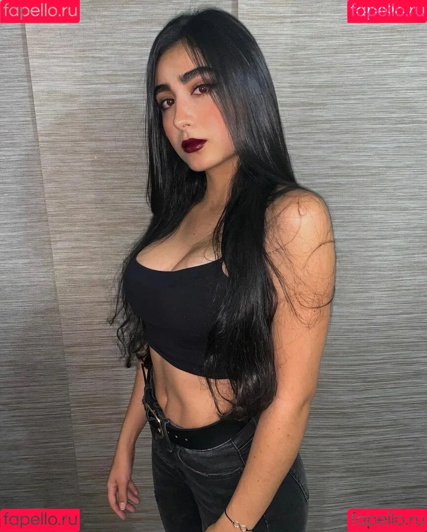Sara Lievano Onlyfans Photo Gallery 