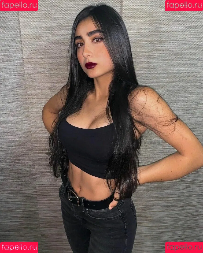 Sara Lievano Onlyfans Photo Gallery 