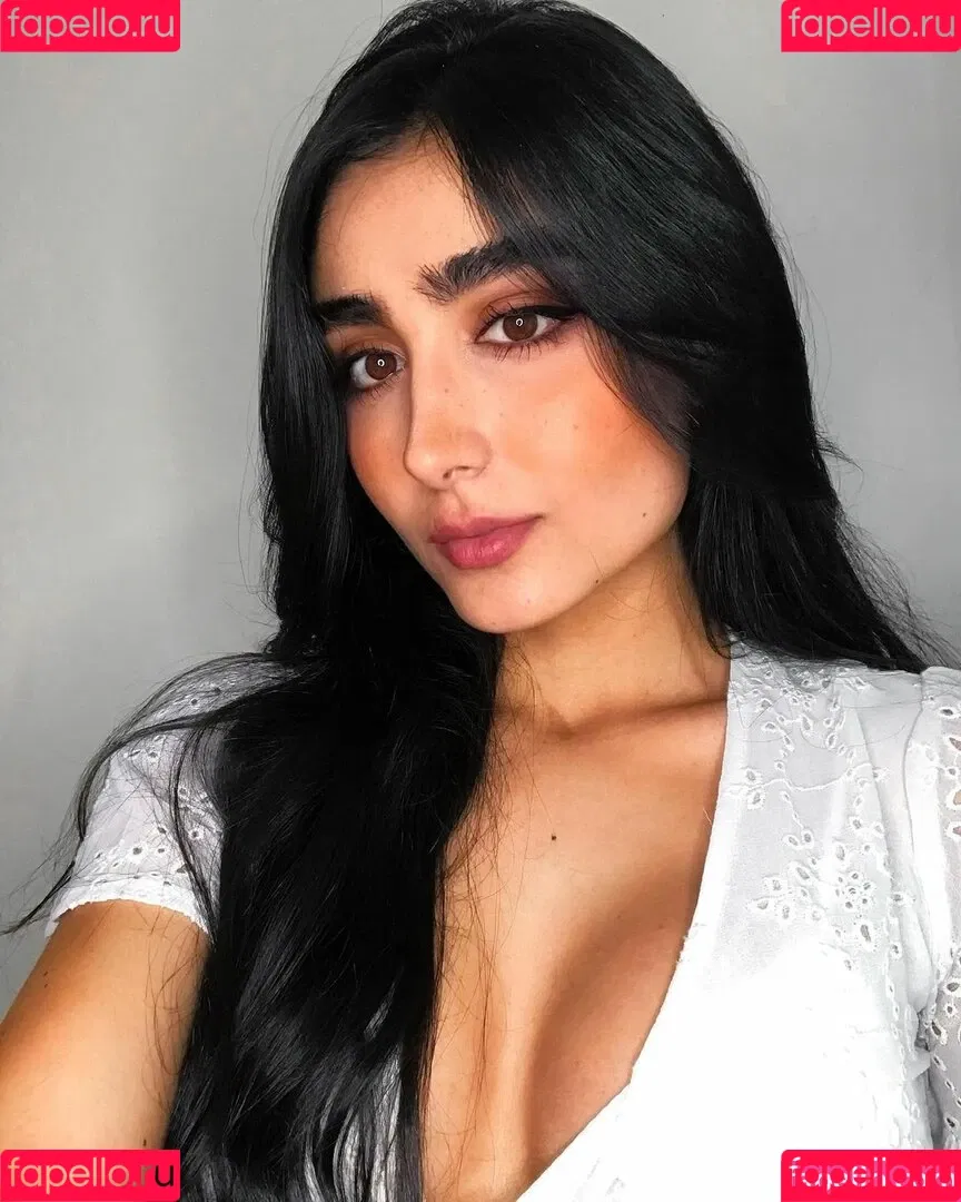 Sara Lievano Onlyfans Photo Gallery 