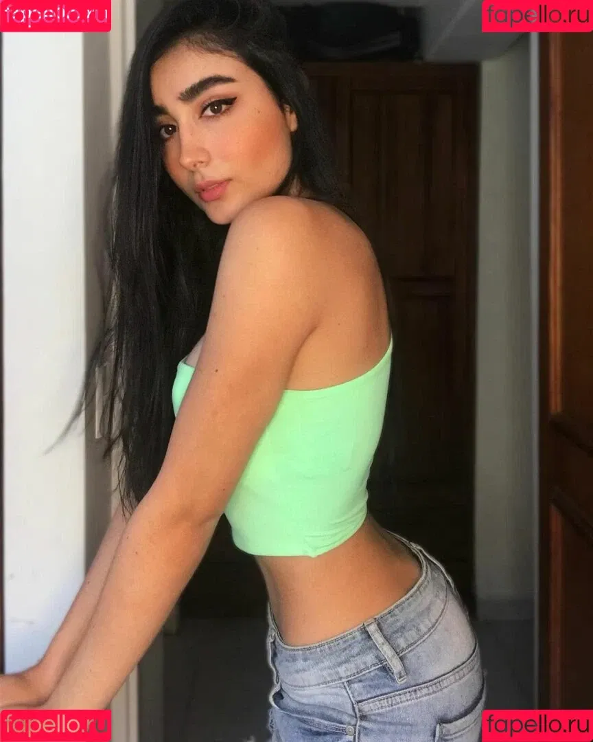 Sara Lievano Onlyfans Photo Gallery 