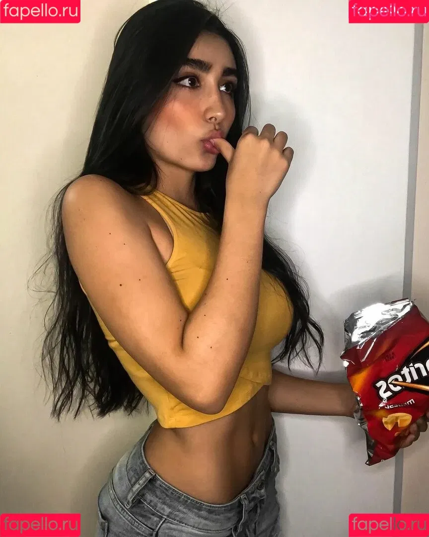 Sara Lievano Onlyfans Photo Gallery 