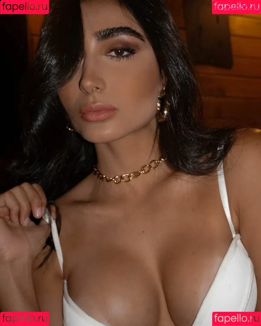 Sara Lievano Onlyfans Photo Gallery 