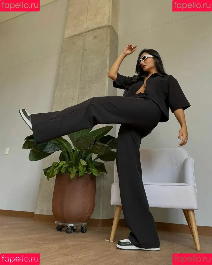 Sara Lievano Onlyfans Photo Gallery 