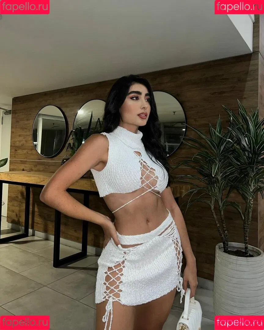 Sara Lievano Onlyfans Photo Gallery 