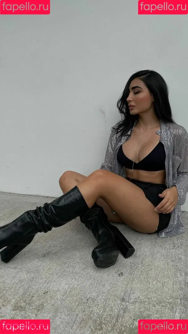 Sara Lievano Onlyfans Photo Gallery 