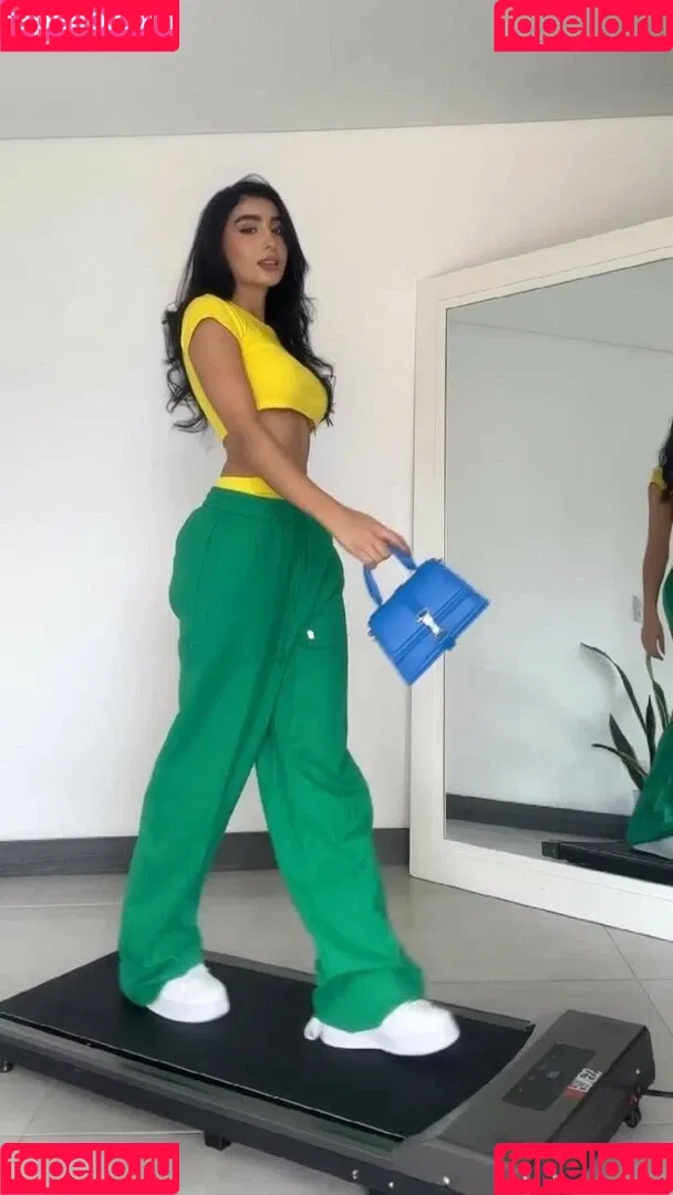 Sara Lievano Onlyfans Photo Gallery 