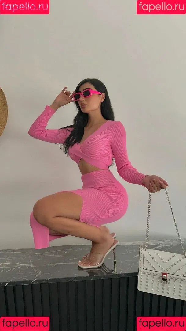 Sara Lievano Onlyfans Photo Gallery 