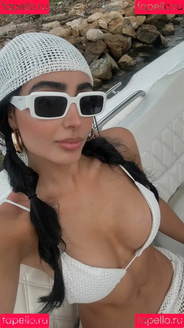 Sara Lievano Onlyfans Photo Gallery 