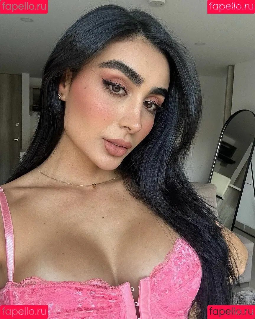 Sara Lievano Onlyfans Photo Gallery 