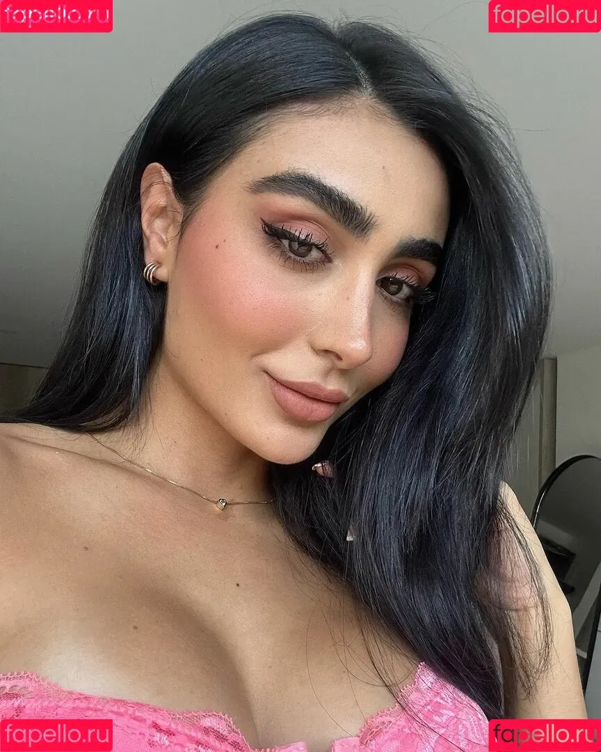 Sara Lievano Onlyfans Photo Gallery 