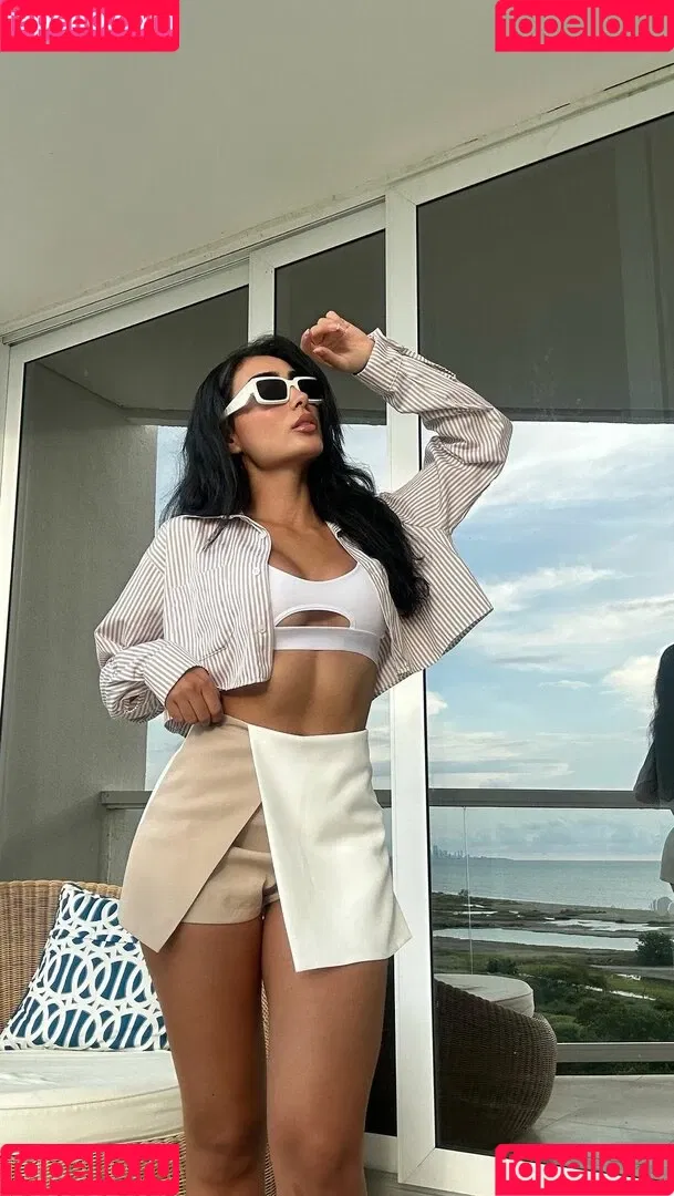 Sara Lievano Onlyfans Photo Gallery 