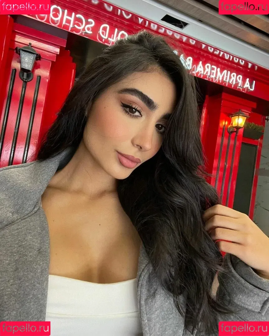 Sara Lievano Onlyfans Photo Gallery 