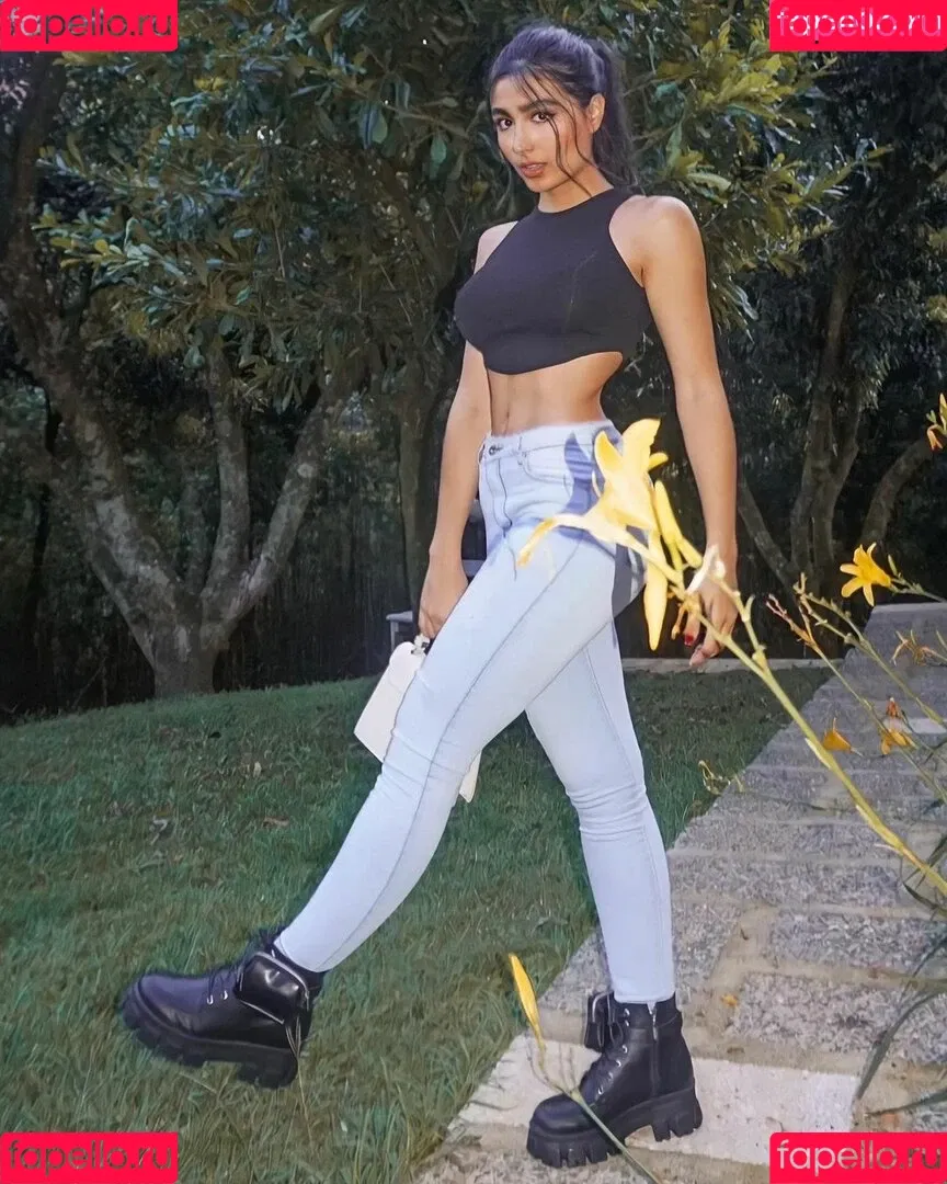 Sara Lievano Onlyfans Photo Gallery 