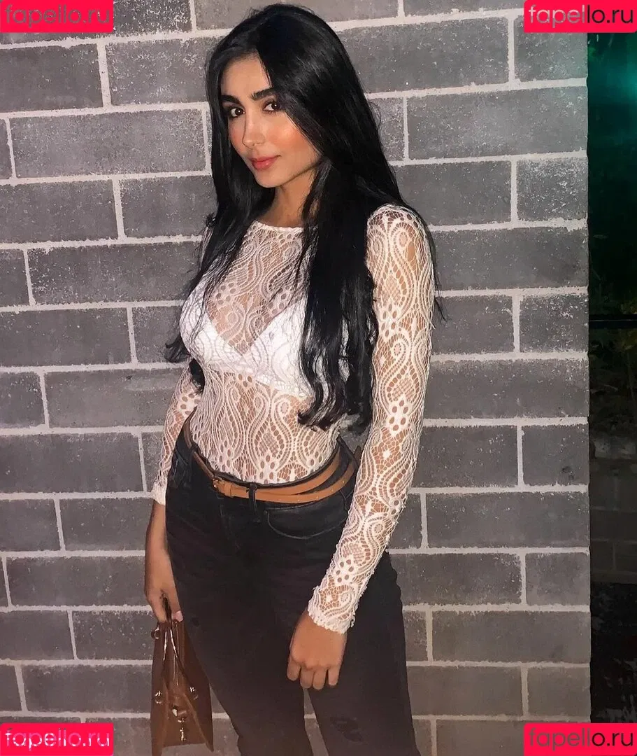 Sara Lievano Onlyfans Photo Gallery 